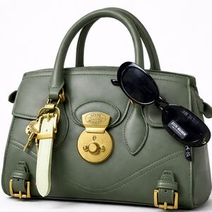 🆕️Steve Madden Sage Green Satchel Bag + Sunglasses Set Gold Hardware Key Charm